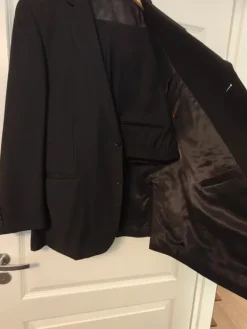 Best Dressmann Musta Puku 54 / 38-32