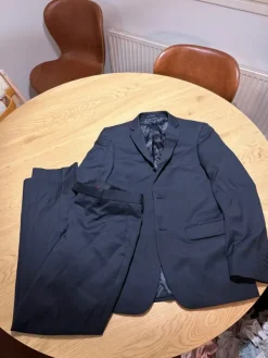 Online Dressmann puvun takki ja housut