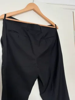 Best Dressmann in mustat puvunhousut