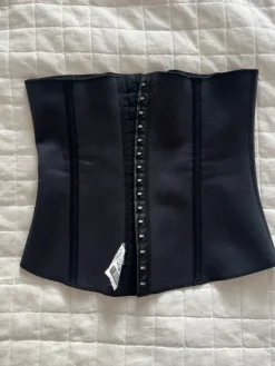 KOKO Esbelt -korsetti M