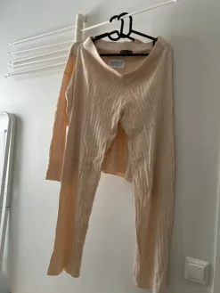 Discount Esmara oloasu, M