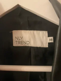 Clearance Nelly Fake läderjacka