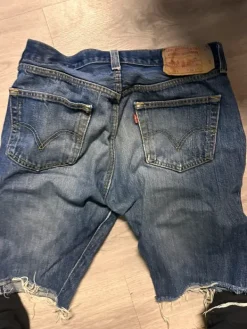New Levi's Farkku shortsit