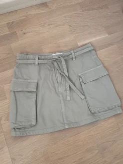 Outlet Stradivarius Farkkuhame -