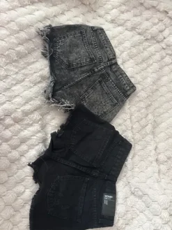 Outlet FB Sister Farkkushortsit