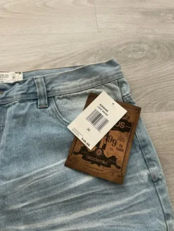 New akademiks Farkkushortsit