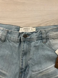 New akademiks Farkkushortsit