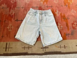 Outlet CROPP Farkkushortsit