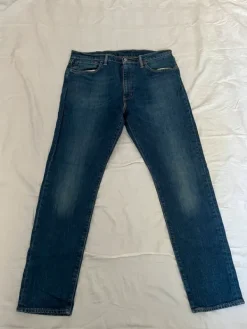 Online Levi's Farkut