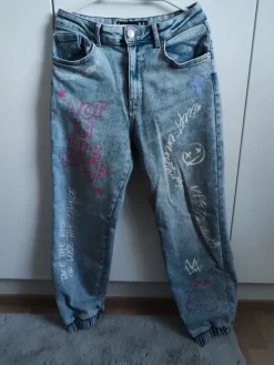 Online FB Sister Farkut