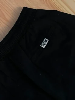 Outlet Freedom by Ervin Latimer shorts