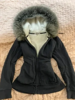 Discount Fur hoodie