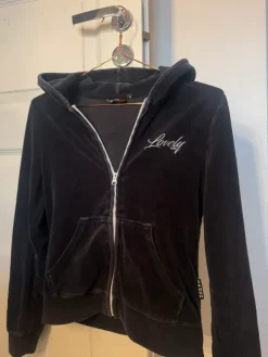 New Gazoz vetoketjullinen huppari