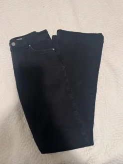 Clearance Gina Tricot flare jeans