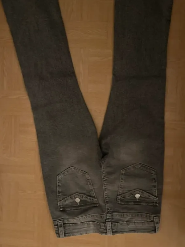 Clearance Gina Tricot harmaat leveälahkeiset fakut