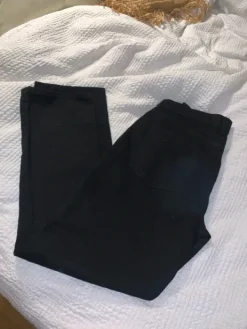 Sale Gina Tricot mustat farkut