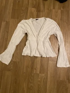 Discount Ginatricot paita