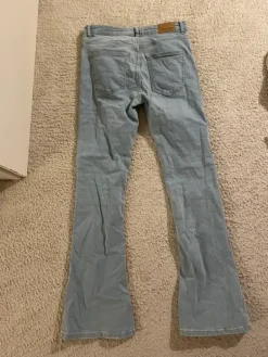 Outlet Gina Tricot Ginatricot vaaleansiniset farkut