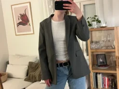 New H&M Grå blazer