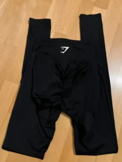 New Gymshark trikoot