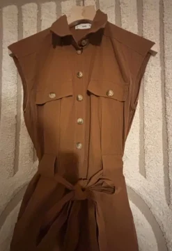 Outlet Haalari Mango