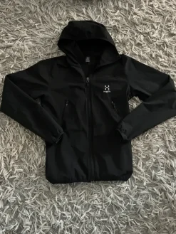 Best Haglöfs tuulitakki