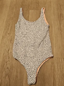 Outlet hallaxhalla uimapuku