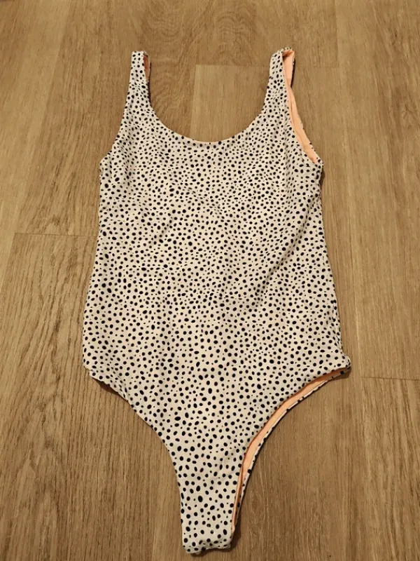 Outlet hallaxhalla uimapuku