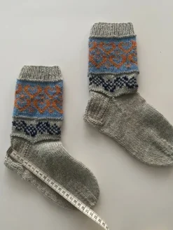 Hot Made Hand villasukat