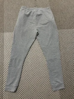 Hot MP Harmaat college housut