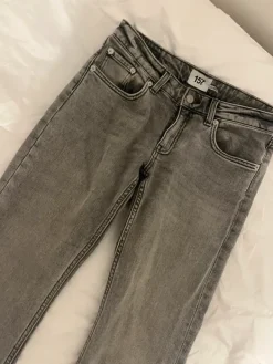 Outlet Lager 157 Harmaat farkut