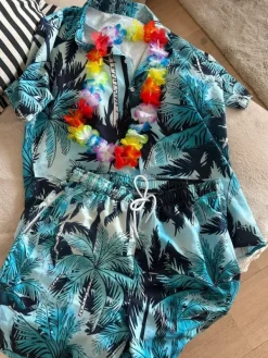 Clearance Hawaii kläder