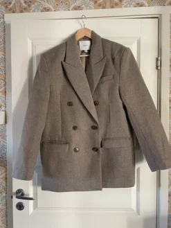 Clearance H&M Blazer Beige 38 oversize beige