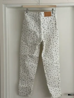 H&M Divided valkoiset farkut