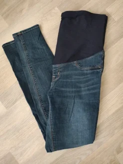 Sale H&M äitiysfarkut