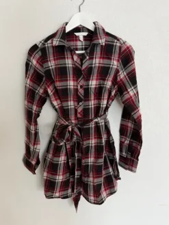 New H&M Mama äitiyspaita