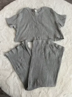 Online H&M Mama ribbi lyhyt t-paita + kynähame koko M