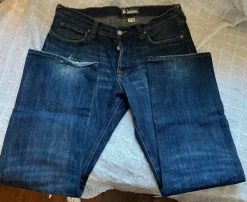 Outlet H&M miesten farkut