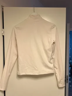 Online H&M HM move treenitakki