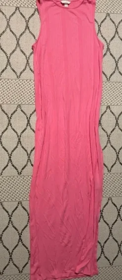 Hot H&M Mama H&M pinkki raskausmekko