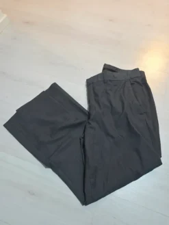 Online H&M pukuhousut