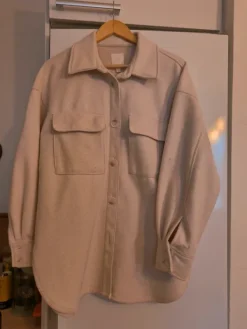 Online H&M villakangastakki koko M, menee M-XL (oversized)