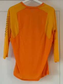 Hot Hoka pitkähihainen treenipaita