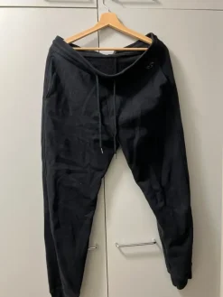 New Hollister verkkarihousut