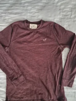 Hot Hollister viininpunainen pitkähihainen