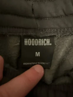 Clearance Hoodrich leveälahkeiset hosut
