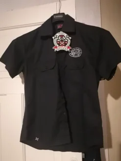 Hot Hotrod Hellcat Garage kauluspaita