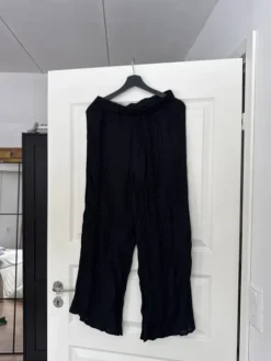 Best ei tiedossa Housut