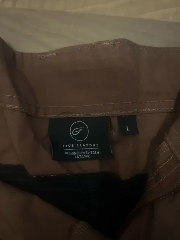 Hot Five Seasons Housut