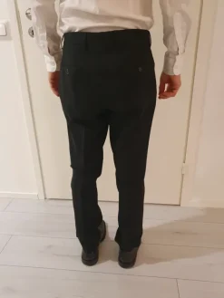 Best Hugo Boss -puvunhousut